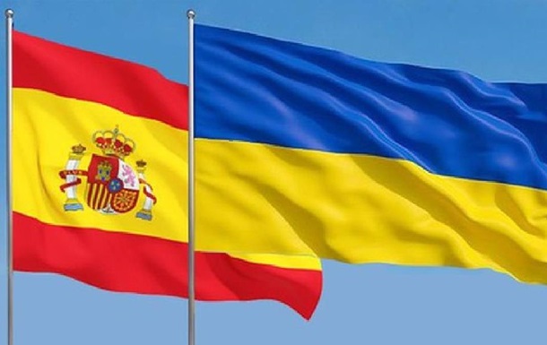 Тонна лекарств и три авто скорой: Украина получила помощь от Испании