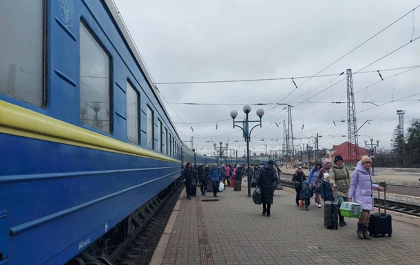 Обстрел ж/д путей у Краматорска: движение поездов приостановлено