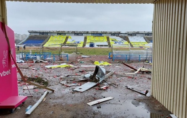 Представник Десни: Стадіон бомбили три ночі поспіль, база клубу знищена повністю