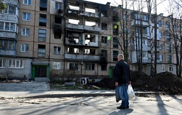Оккупанты уничтожили центр гуманитарной помощи в Северодонецке 
