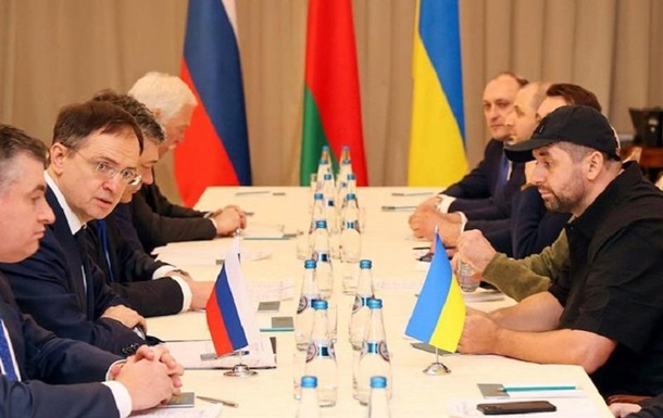 Переговори між РФ та Україною тривають в онлайн-режимі - Арахамія