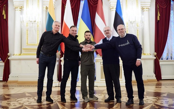 Зеленський зустрівся із президентами чотирьох країн