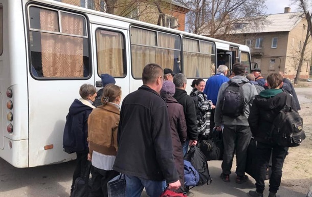 The evacuation from the Luhansk region is planned in five directions – the head of the OVA
