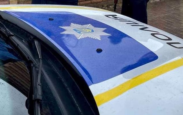 У Лисичанську в поліцейських кинули гранату: є загиблий та поранені