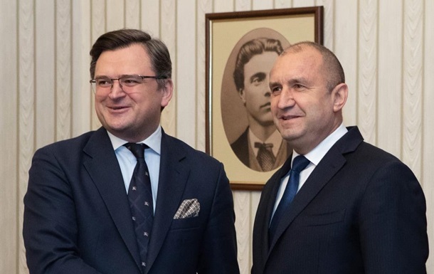 Кулеба провел переговоры с президентом Болгарии