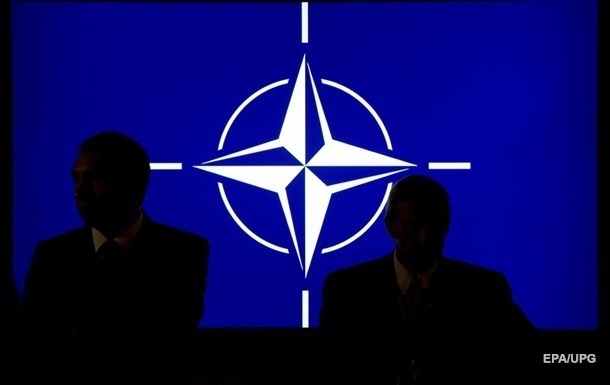 Named the date of the meeting of NATO foreign ministers in Berlin