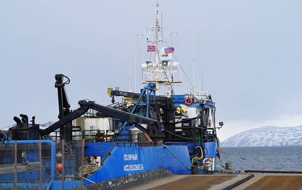 Норвегія закриває порти для кораблів і кордон для вантажівок з РФ