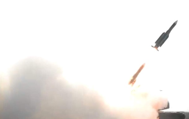 Росія випустила по Україні майже 20 ракет