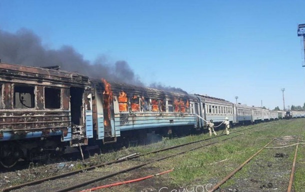 Під Донецьком знищено залізничну розв язку