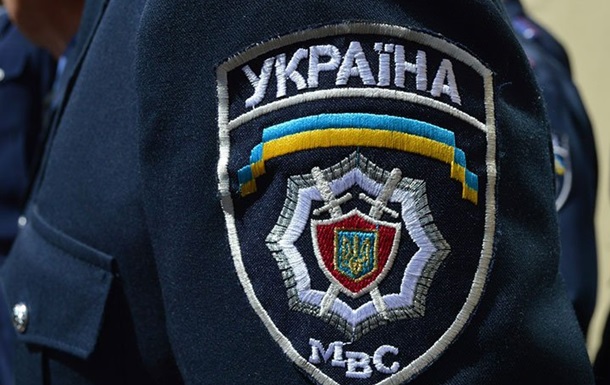Поліцейські показали, як рятували людей з-під завалів на Одещині