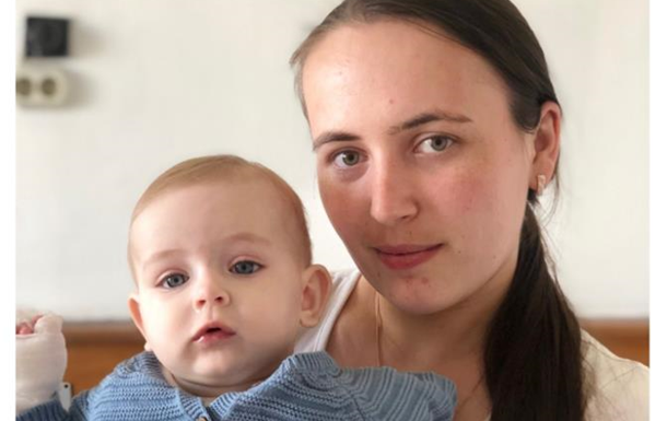 Львівські лікарі видалили дитині зайвий палець