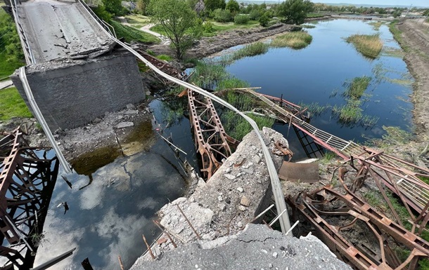 На Николаевщине открывают временные переправы вместо разрушенных мостов