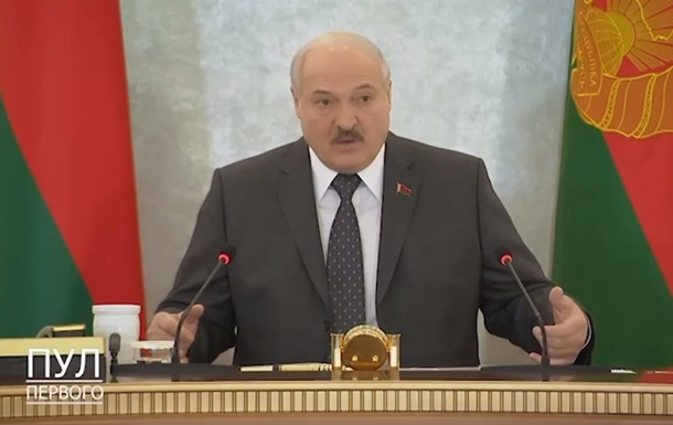 Лукашенко захопився українськими бійцями