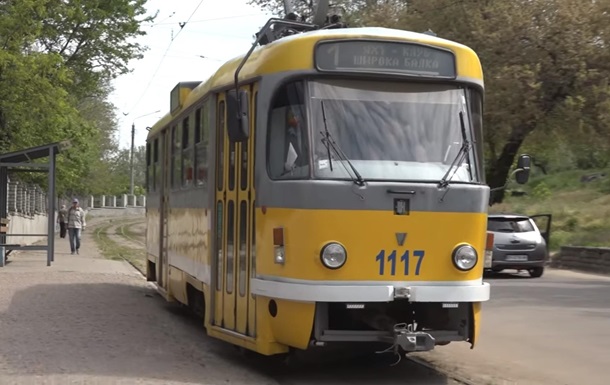 В Николаеве водителям трамваев и троллейбусов выдают бронежилеты