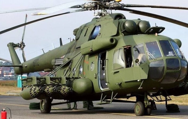 В Украину из США доставлены три вертолета - журналист