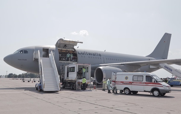 Уряд визначив порядок лікування військових за кордоном