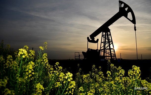 В ЕП призывают принять решение о нефтяном эмбарго против России