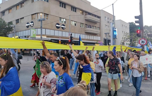 Израиль разрешит украинским беженцам легально работать - посольство