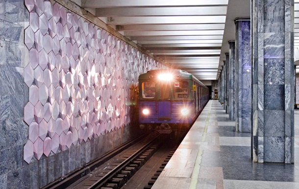 В Харькове вновь начало работать метро
