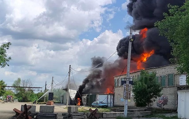 In Nikolaev, a large-scale fire broke out at a gas station