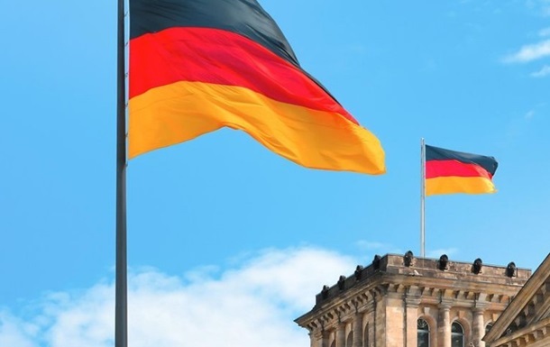 Німеччина скасовує коронавірусні обмеження для в їзду до країни