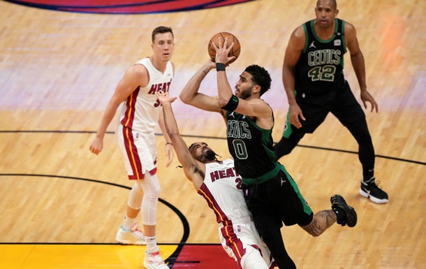 НБА: Бостон обіграв Маямі та вийшов уперед у фіналі конференції