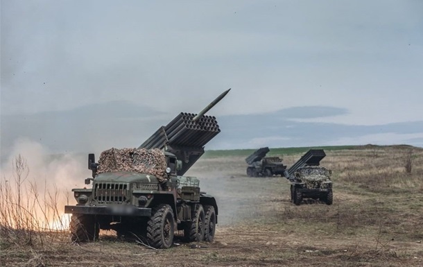 На Донбасі ЗСУ відбили вісім атак