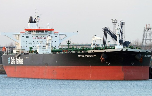 Iran detains two Greek tankers off its coast