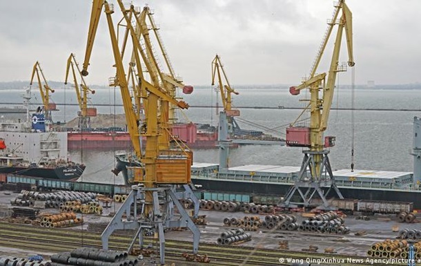 Блокада українських портів у Чорному морі: чи допоможуть військові конвої