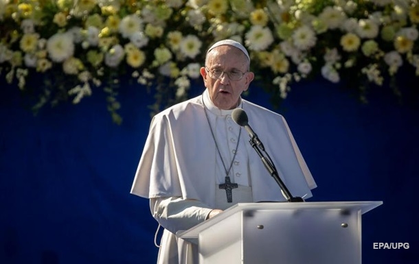 Папа Римський закликав не використовувати зерно як зброю