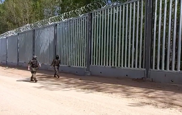Poland built 120 kilometers of fence on the border with Belarus