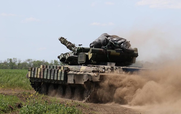 На Донбассе армия РФ обстреляла предприятие Азот