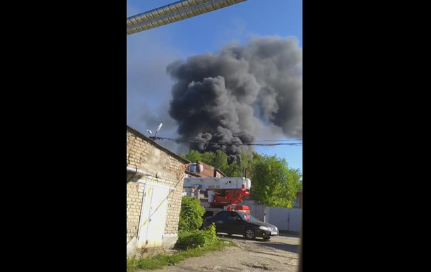 Warehouse of the Zagorsk optical-mechanical plant burned near Moscow