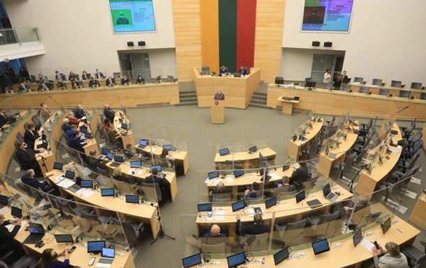 Литва про  скасування  її незалежності в РФ: Нехай на Місяць права заявлять!