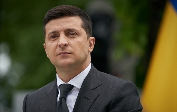 Зеленский ответил на петицию об отмене запрета выезда мужчин из Украины