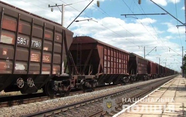 645 wagons of the family of the ex-Minister of Defense handed over to the state