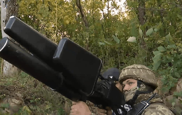 Литва обіцяє Україні 110 антидронових рушниць