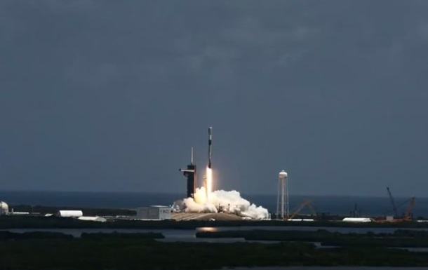 SpaceX вивела у космос партію супутників Starlink