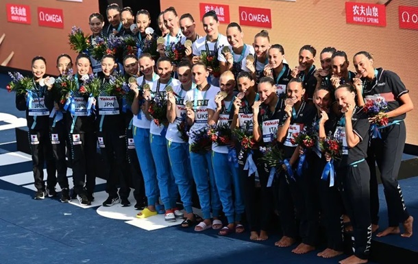 Украинки стали чемпионками мира в командном артистическом плавании