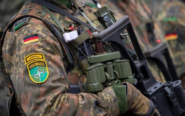 Як війна в Україні змінила роль Німеччини на світовій арені