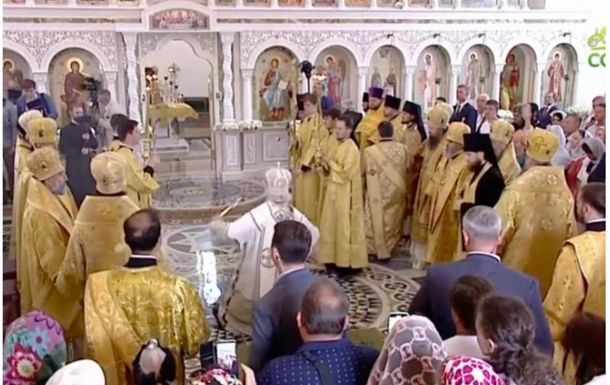The head of the Russian Orthodox Church fell in the temple - they did not have time to catch