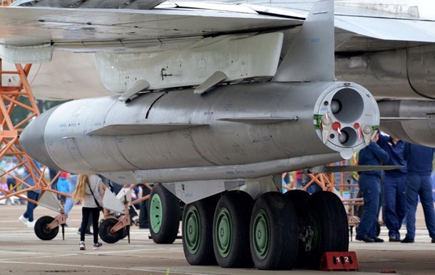 Почему РФ бьет по Украине старыми ракетами X-22