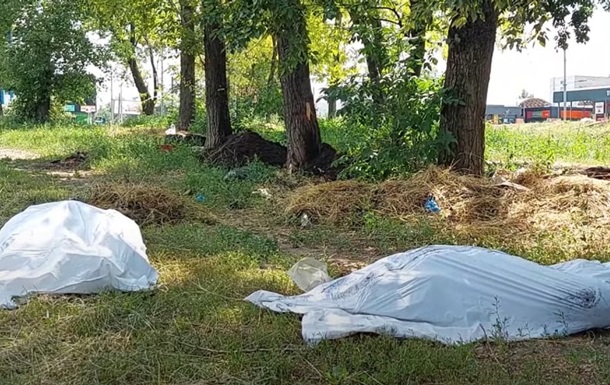 В Харькове откопали два трупа оккупантов