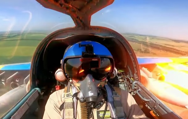 The network showed a video of the attack of the Su-25 from the cockpit