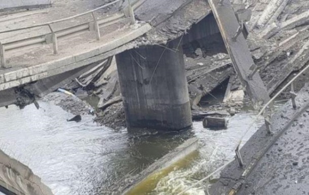В оккупированной части Запорожской области  устал  еще один мост