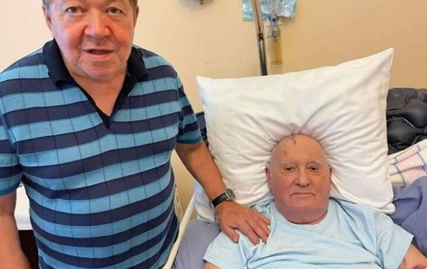 Михайло Горбачов перебуває у лікарні у критичному стані