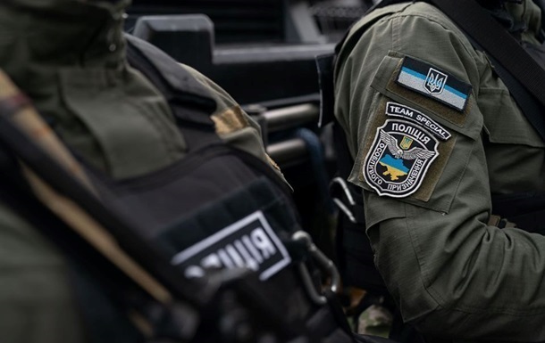 Девять полицейских из Луганщины подозреваются в госизмене