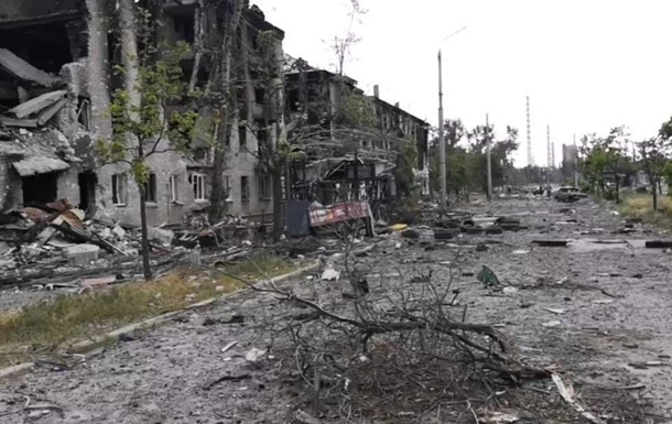 Гайдай заявив про гумкатастрофу на Донбасі