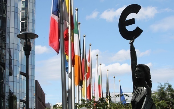Совет ЕС утвердил помощь Украине в миллиард евро 