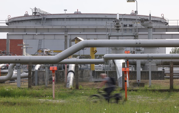 В США опасаются скачка цены на нефть без  потолка для РФ  - Reuters